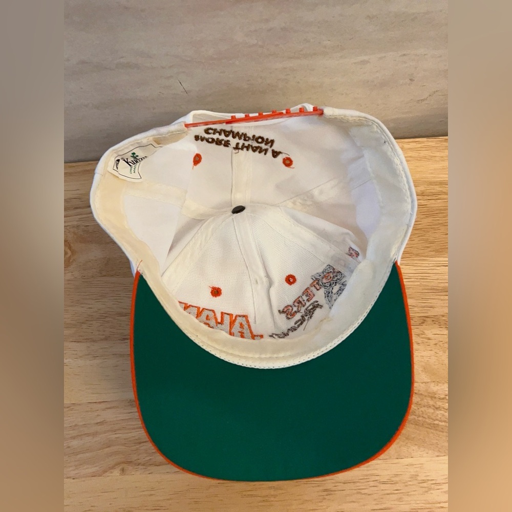Kudzu Vintage Hooters Racing Alan Kulwicki White & Orange Signed Cap - Picture 7 of 8